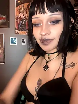 Gothbabbi online show from 11-09-25, 06:44
