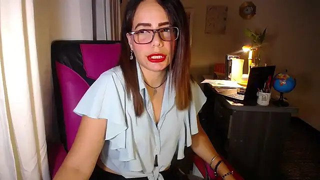 danielle rose 1 online show from 04-10-26, 01:49