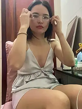 LiLi-Kirix99 online show from 06-08-26, 06:41