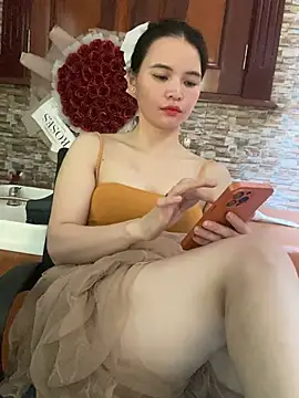 LiLi-Kirix99 online show from 07-08-26, 07:35