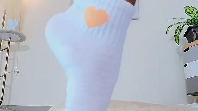 Snapshot of marce_algara chatting on 02-19-25, 09:28 marce algara online show from 02-19-25, 09:28