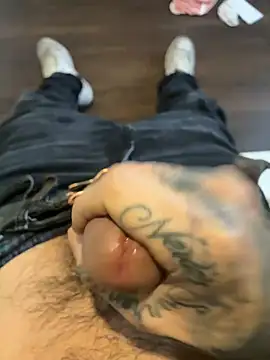 Snapshot of NutP619 chatting on 03-16-26, 03:38 NutP619 online show from 03-16-26, 03:38