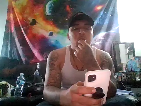 Snapshot of Antoniothedon chatting on 01-17-26, 12:54 Antoniothedon online show from 01-17-26, 12:54