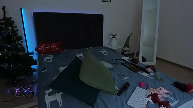 CassieEvans online show from 01-03-25, 06:55