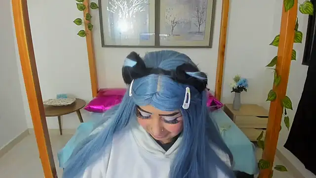 Snapshot of lussyevans24 chatting on 03-22-25, 06:43 lussyevans24 online show from 03-22-25, 06:43