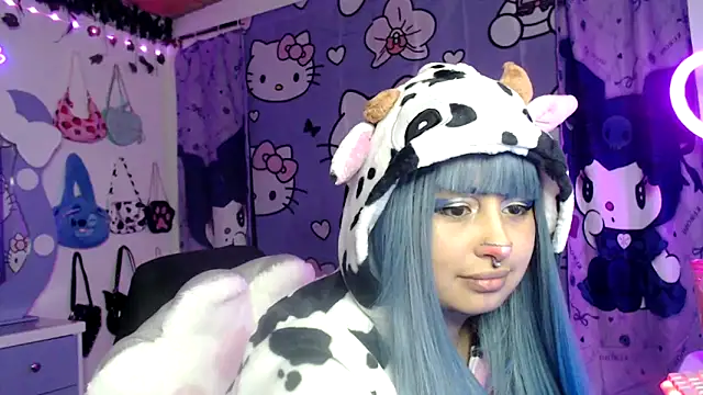 Snapshot of lussyevans24 chatting on 09-24-25, 03:43 lussyevans24 online show from 09-24-25, 03:43