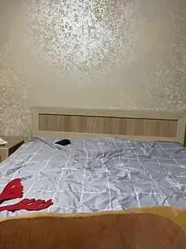 Kim SLO online show from 12-28-24, 06:40