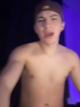 Snapshot of cybercosmiiic chatting on 01-10-26, 11:20 cybercosmiiic online show from 01-10-26, 11:20