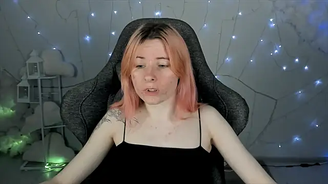 LexiWenford online show from 01-20-25, 06:10