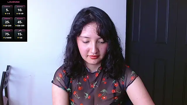 Snapshot of alexaa08 chatting on 05-29-26, 08:18 alexaa08 online show from 05-29-26, 08:18