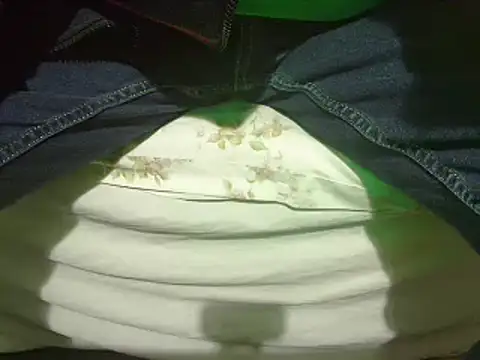 Snapshot of Tiger202441 chatting on 03-01-25, 09:15 Tiger202441 online show from 03-01-25, 09:15