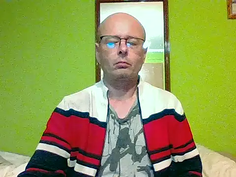 Snapshot of Tiger202441 chatting on 10-08-25, 10:29 Tiger202441 online show from 10-08-25, 10:29