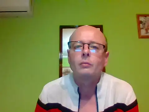 Snapshot of Tiger202441 chatting on 10-22-25, 09:14 Tiger202441 online show from 10-22-25, 09:14