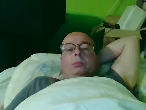 Snapshot of Tiger202441 chatting on 10-27-25, 10:14 Tiger202441 online show from 10-27-25, 10:14