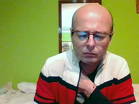 Snapshot of Tiger202441 chatting on 11-03-25, 11:04 Tiger202441 online show from 11-03-25, 11:04