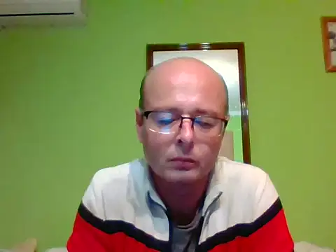 Snapshot of Tiger202441 chatting on 11-06-25, 09:48 Tiger202441 online show from 11-06-25, 09:48