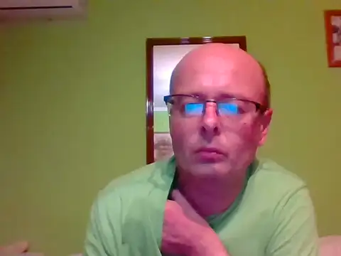 Snapshot of Tiger202441 chatting on 11-12-25, 10:52 Tiger202441 online show from 11-12-25, 10:52