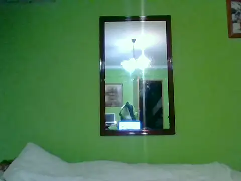 Snapshot of Tiger202441 chatting on 12-15-25, 10:36 Tiger202441 online show from 12-15-25, 10:36