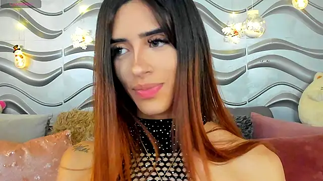 Snapshot of StormiRusso chatting on 12-03-24, 11:24 StormiRusso online show from 12-03-24, 11:24