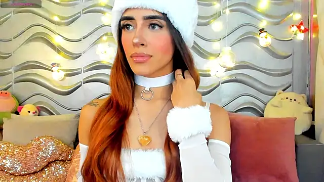 Snapshot of StormiRusso chatting on 12-15-24, 12:51 StormiRusso online show from 12-15-24, 12:51