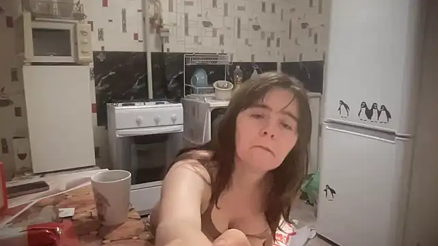 Diamond Tyler online show from 04-21-26, 04:12