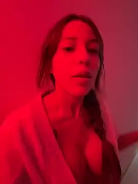 DanielaSaenz0 online show from 09-20-25, 11:39