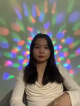 Maeve2k5 online show from 12-29-24, 12:34