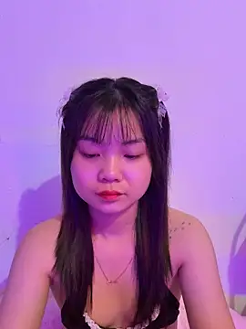 Maeve2k5 online show from 09-11-25, 09:37