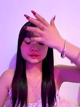 Maeve2k5 online show from 09-30-25, 01:10