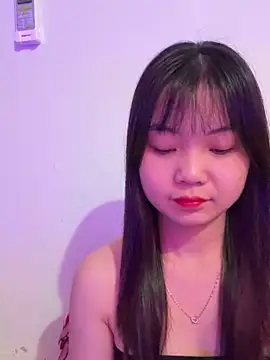 Maeve2k5 online show from 11-06-25, 12:33