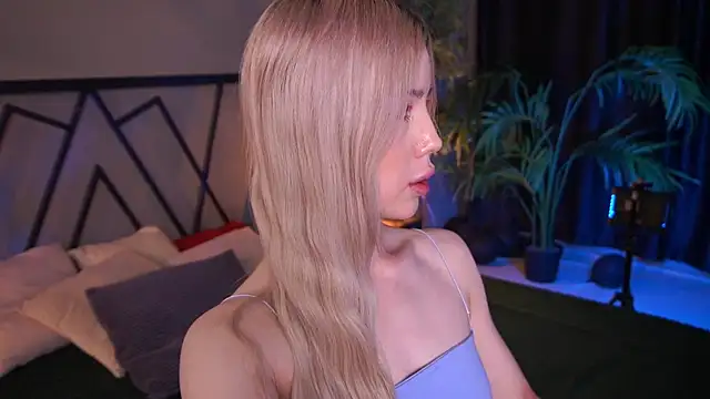 LindaThacker online show from 04-18-26, 04:16