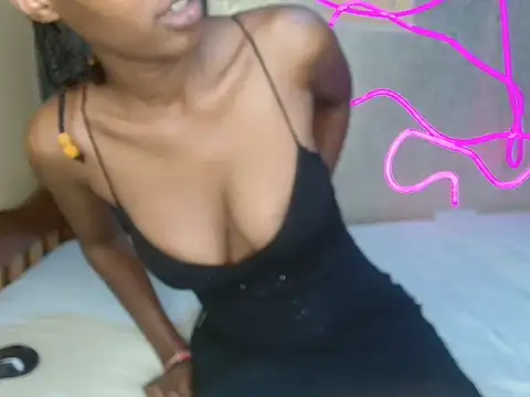 Cindie Channel online show from 11-19-25, 03:45