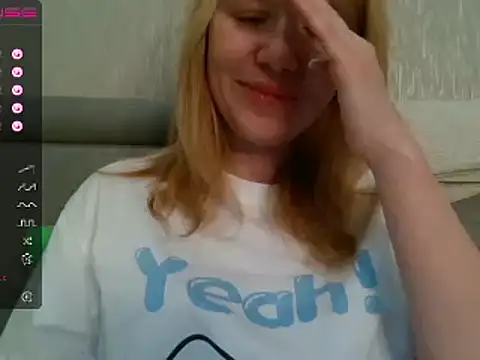 Snapshot of urbadkitty chatting on 01-13-25, 07:00 urbadkitty online show from 01-13-25, 07:00