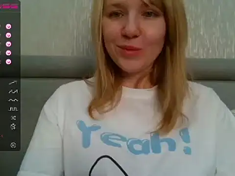 Snapshot of urbadkitty chatting on 01-16-25, 06:56 urbadkitty online show from 01-16-25, 06:56