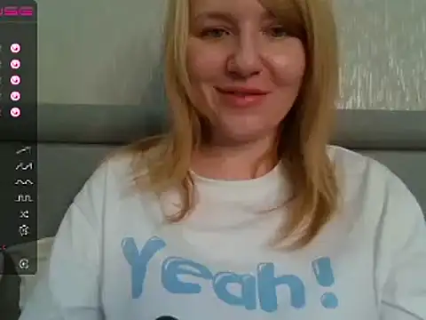 Snapshot of urbadkitty chatting on 01-21-25, 07:26 urbadkitty online show from 01-21-25, 07:26