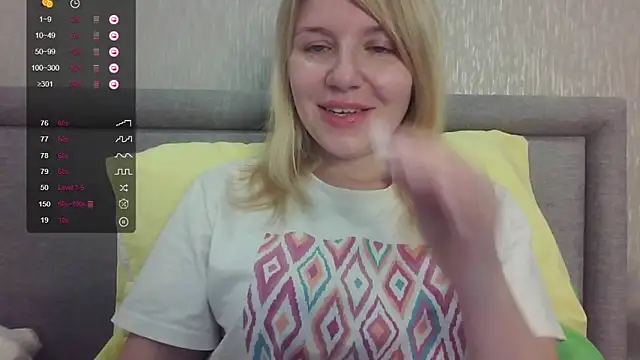 Snapshot of urbadkitty chatting on 09-09-25, 07:08 urbadkitty online show from 09-09-25, 07:08