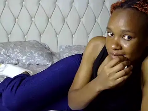 Snapshot of Jay_Vee chatting on 02-16-25, 06:10 Jay Vee online show from 02-16-25, 06:10