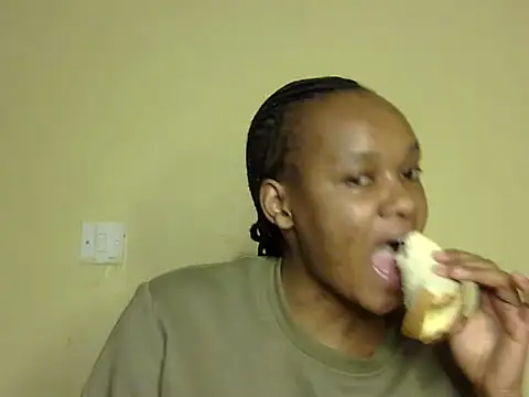 Snapshot of Jay_Vee chatting on 07-21-26, 05:54 Jay Vee online show from 07-21-26, 05:54