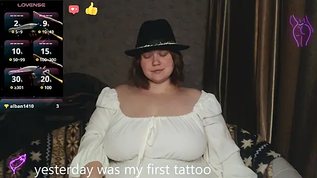 Snapshot of daisy_low chatting on 02-19-25, 07:59 daisy low online show from 02-19-25, 07:59