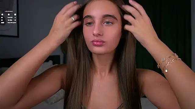 PiquingOgalala online show from 11-26-25, 01:06