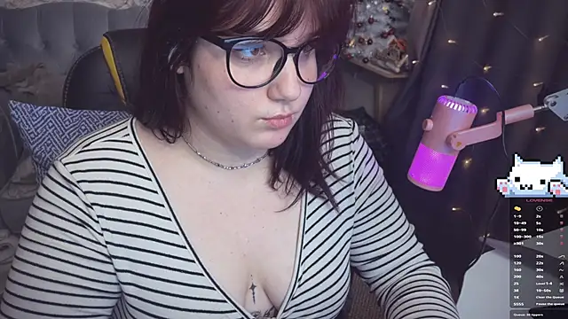 Snapshot of Diasporaaa chatting on 01-02-25, 02:00 Diasporaaa online show from 01-02-25, 02:00