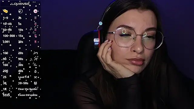 Snapshot of EuphoriaHaily chatting on 12-03-24, 05:23 EuphoriaHaily online show from 12-03-24, 05:23