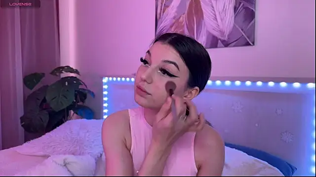 Veronica leal online show from 05-25-26, 09:04