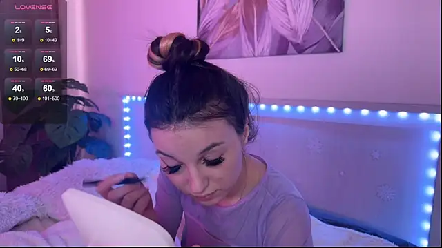 Veronica leal online show from 05-29-26, 10:57