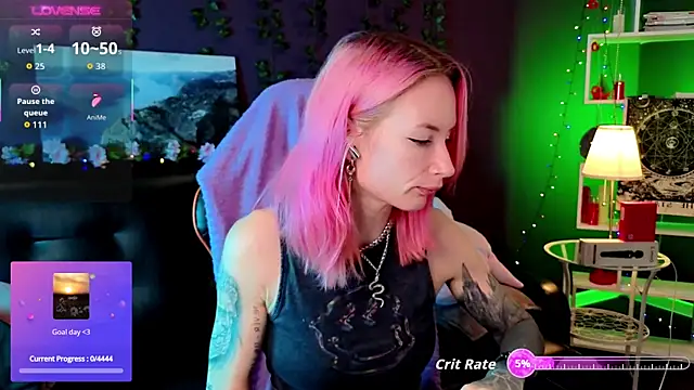  HelenCarter online show from 10-19-25, 08:42