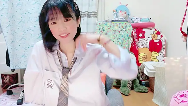 Snapshot of renapiyon8182 chatting on 03-20-25, 07:35 renapiyon8182 online show from 03-20-25, 07:35