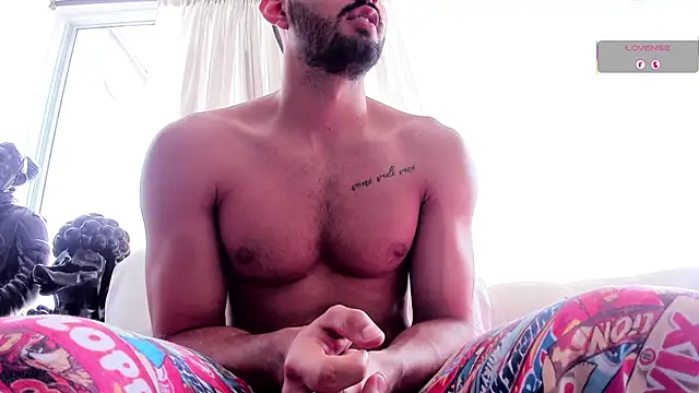 Joao Batista Oficial online show from 10-13-25, 03:23