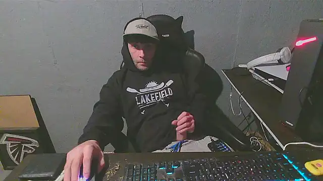 Snapshot of Superoz77 chatting on 12-25-24, 04:54 Superoz77 online show from 12-25-24, 04:54