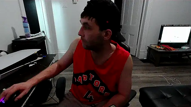 Snapshot of Superoz77 chatting on 12-05-25, 03:26 Superoz77 online show from 12-05-25, 03:26