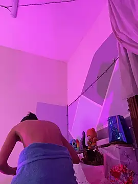 Lina10 online show from 03-29-26, 08:20